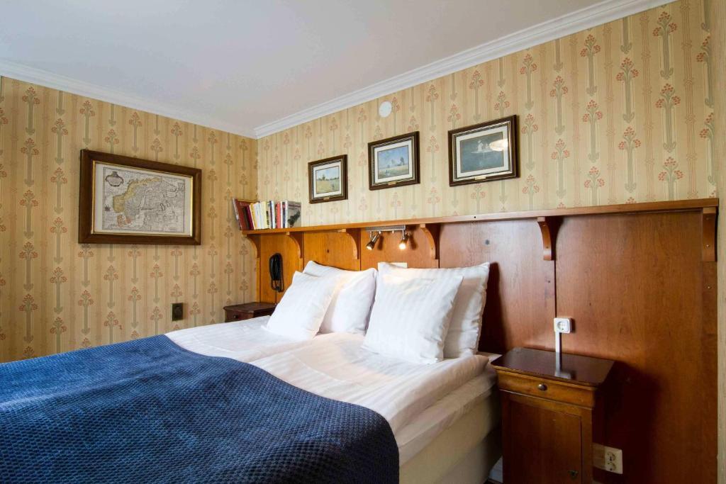 Standard Double Room,996152935:JPEG